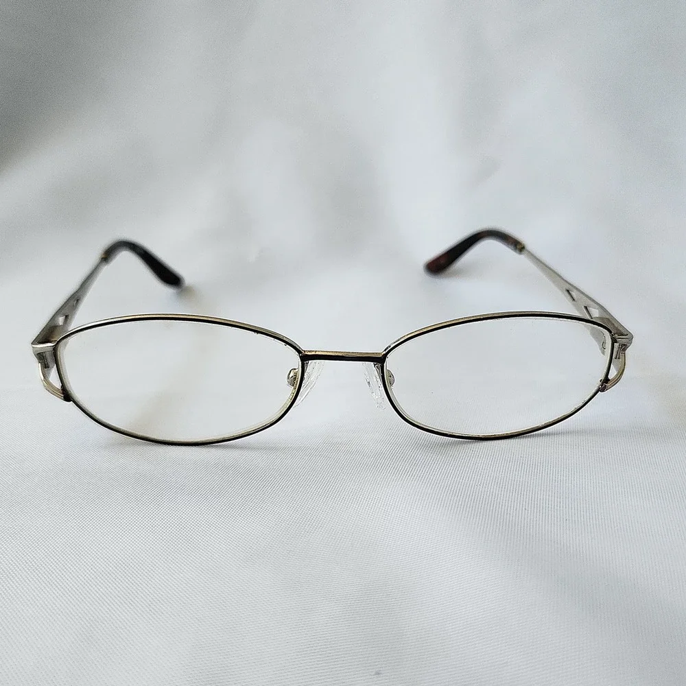 Tura Mod 579 Purple Silver Oval Eyeglass Frames Women 53-17-135 Geometric Temple